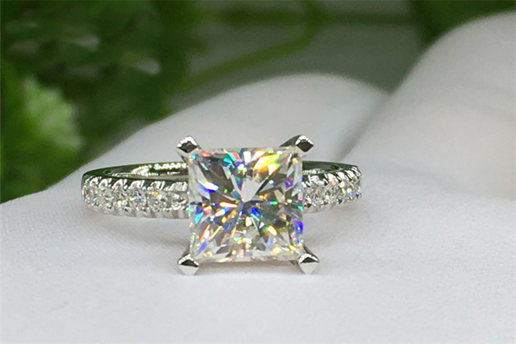 Özel Tasarım 10 Ayar Au417 Bey - Moissanite Engagement Ring 1 Carat incelemesi ve fiyatı