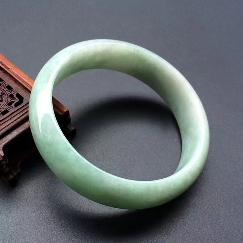 Kadınlar için yeşim taşı, Guiz - Bracelets incelemesi ve fiyatı