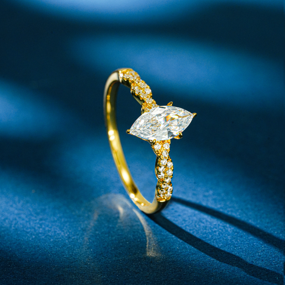 Lumira %100 18K Altın Markiz 1 - Moissanite Engagement Ring 1 Carat incelemesi ve fiyatı